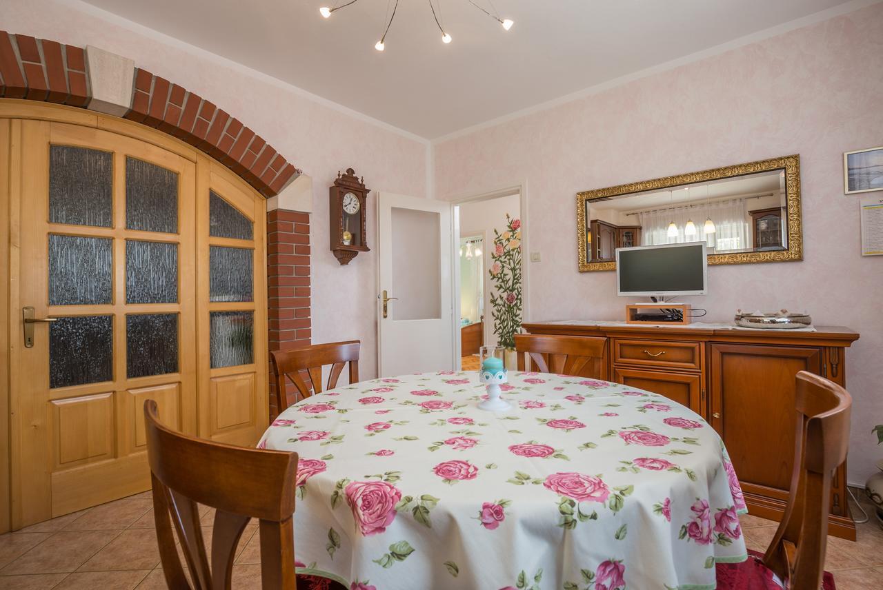 Janko Apartment