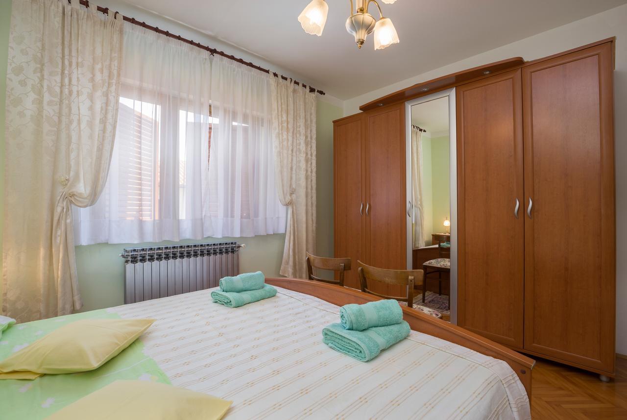 Apartment Janko *